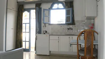 Sirena מלון אגיה פלגיה קיתירה